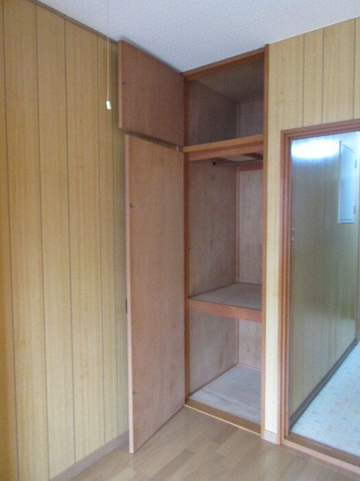 物件内観写真15　(収納)