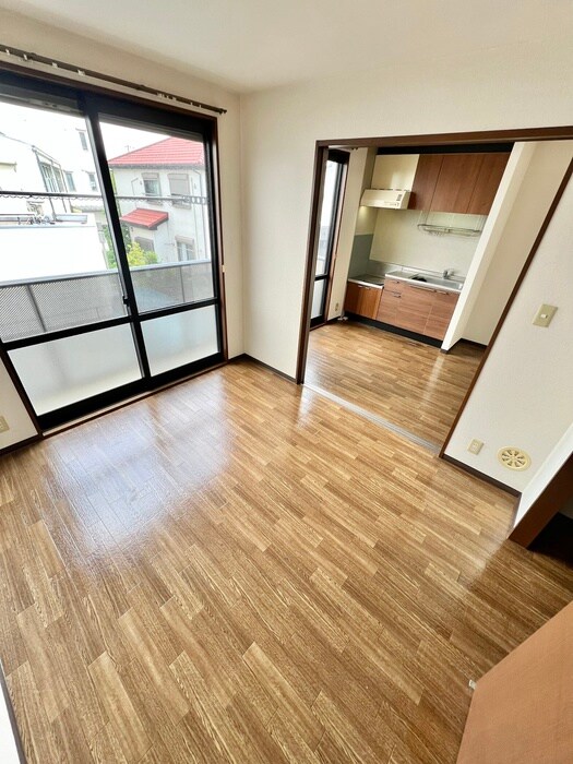 物件内観写真8　(居室)