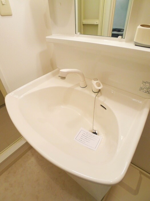 物件内観写真10　(洗面)