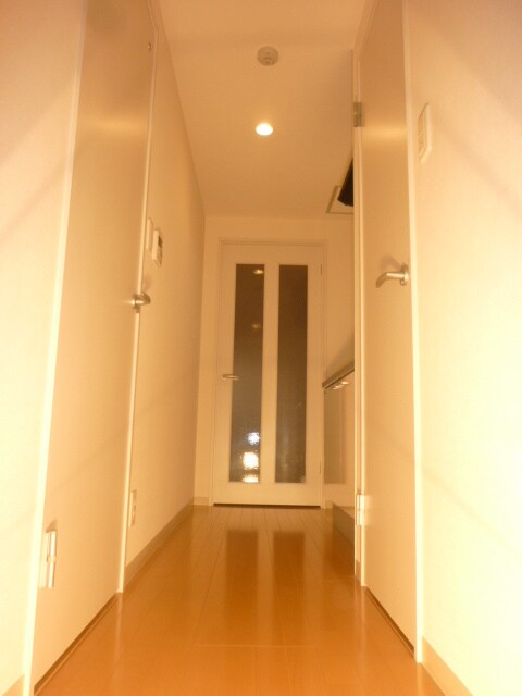 物件内観写真7　(廊下)