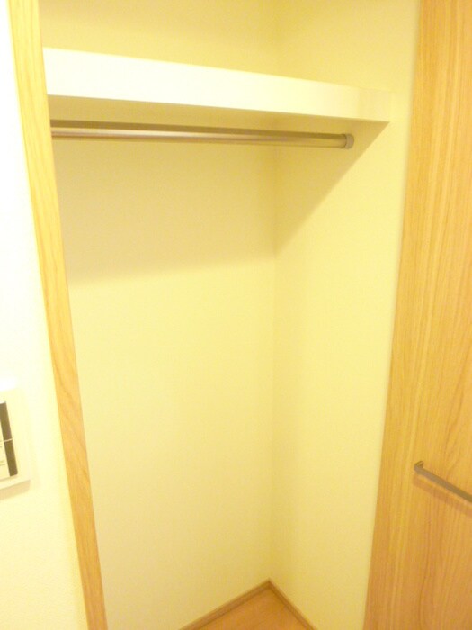物件内観写真10　(収納)