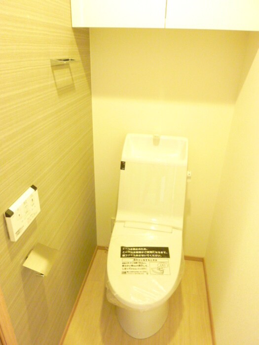 物件内観写真14　(トイレ)