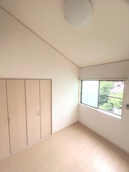 物件内観写真19　(居室)