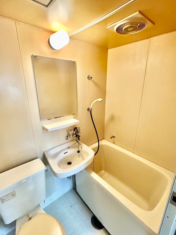 バス／シャワールーム等