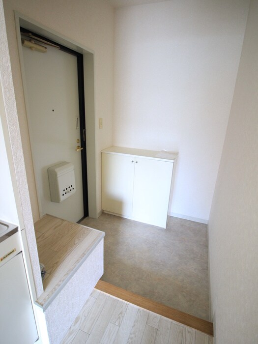 物件内観写真19　(玄関)