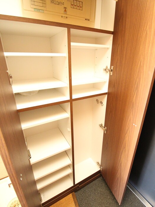 物件内観写真14　(靴箱)