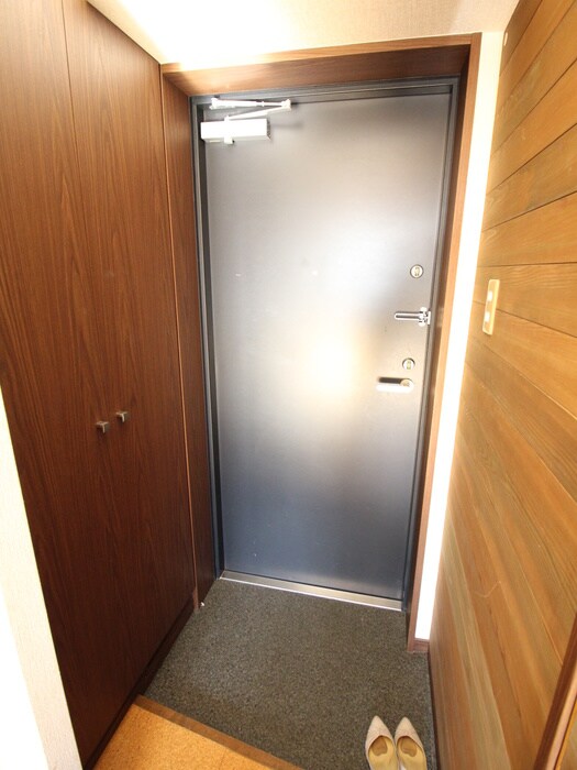 物件内観写真22　(玄関)