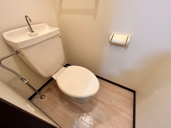 物件内観写真12　(トイレ)