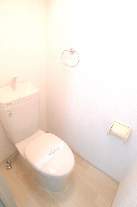 物件内観写真13　(トイレ)