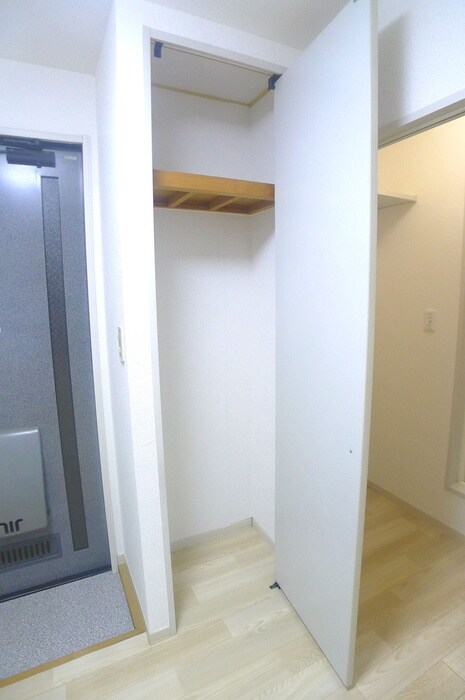 物件内観写真17　(収納)