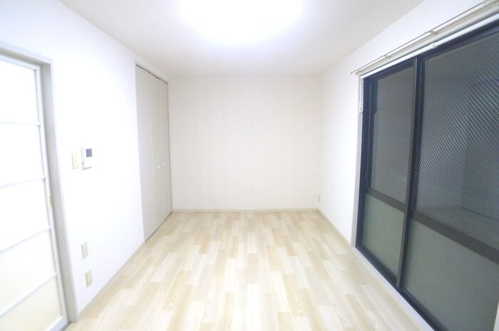 物件内観写真19　(居室)