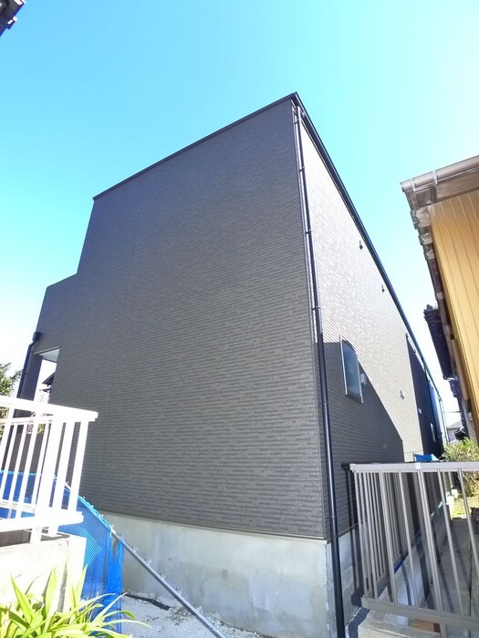 ジークレスト千葉浜野の外観写真