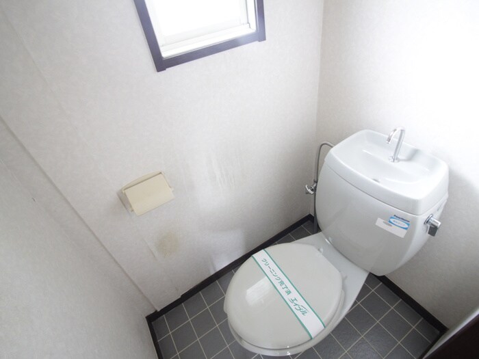 物件内観写真11　(トイレ)