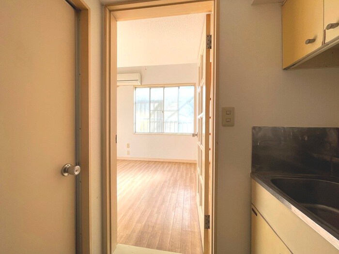 物件内観写真19　(廊下)