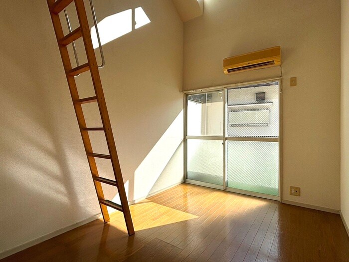 物件内観写真6　(居室)