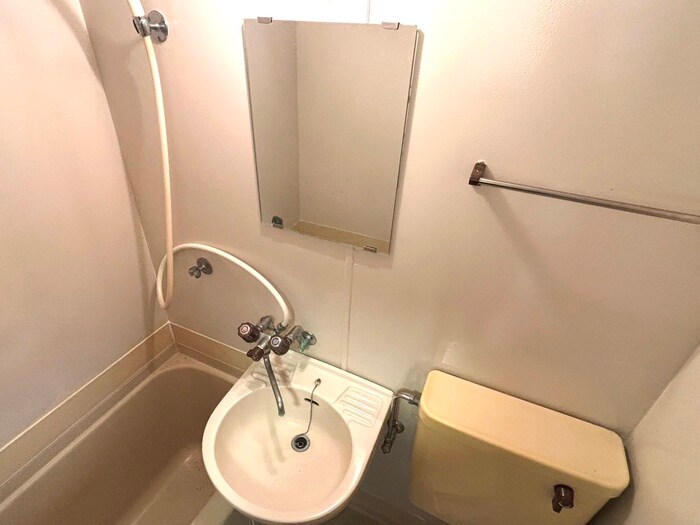 物件内観写真13　(トイレ)