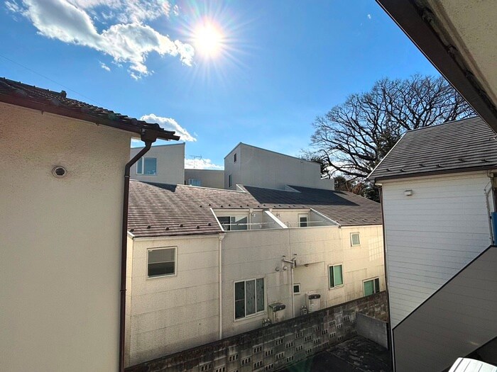 物件内観写真18　(室内からの展望)