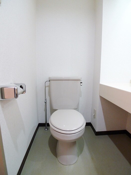 物件内観写真11　(トイレ)