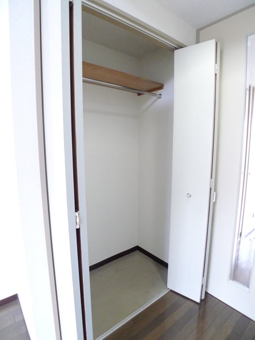物件内観写真13　(収納)