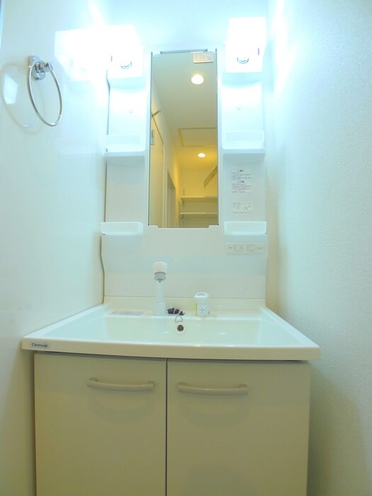 物件内観写真10　(洗面)