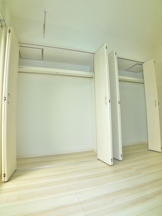 物件内観写真11　(収納)