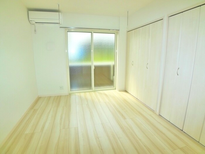 物件内観写真14　(居室)