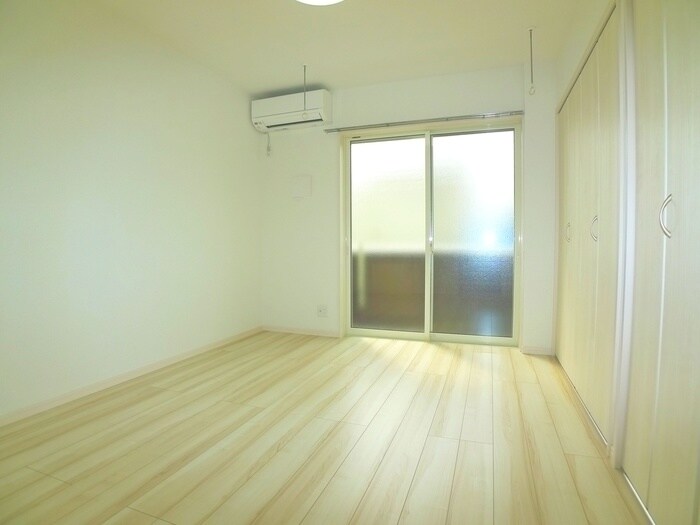 物件内観写真16　(内観写真)