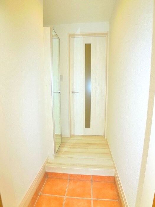 物件内観写真19　(廊下)