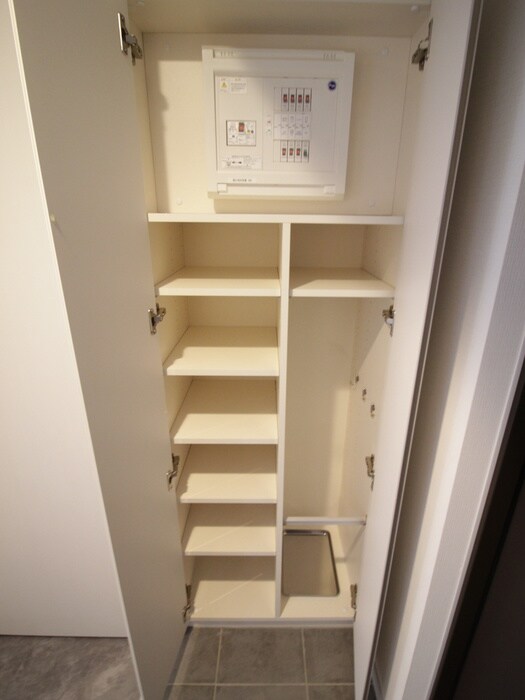 物件内観写真18　(靴箱)