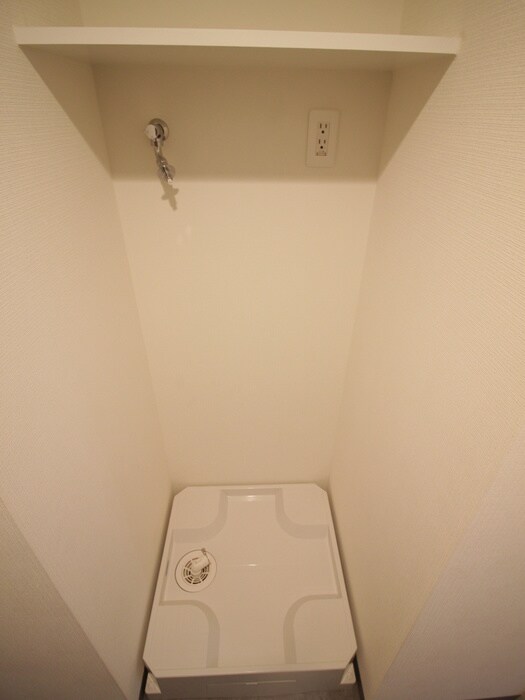 物件内観写真20　(洗濯機置場)