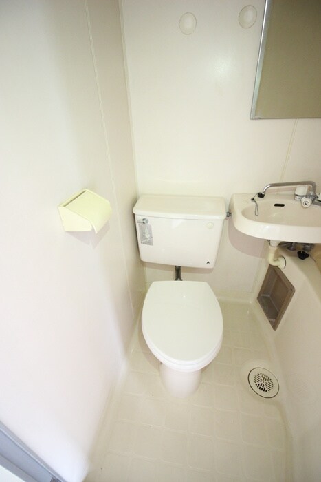 物件内観写真11　(トイレ)