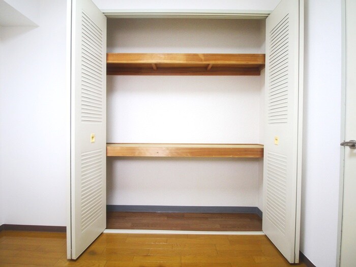 物件内観写真15　(収納)