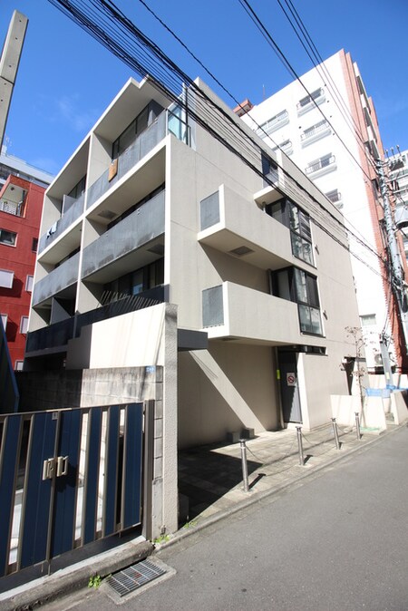 ＤｏＭＡ　Ｓｈｉｎｊｙｕｋｕ外観写真