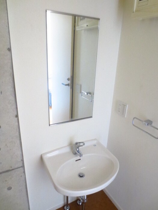 物件内観写真9　(洗面)