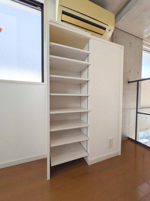 物件内観写真12　(収納)