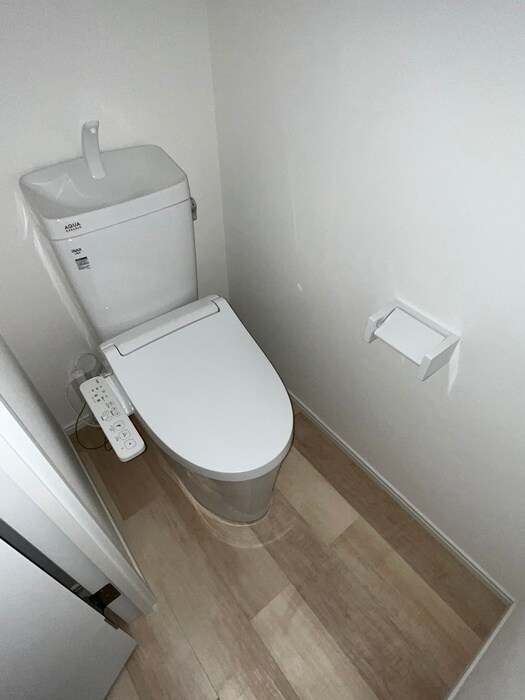 物件内観写真13　(トイレ)