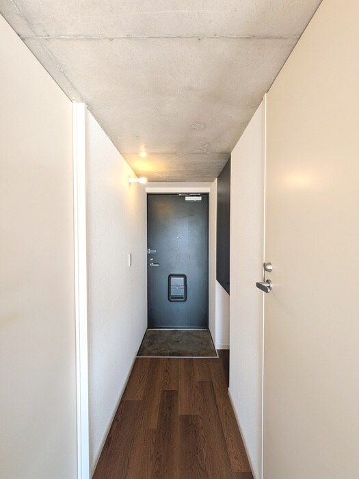 物件内観写真17　(廊下)