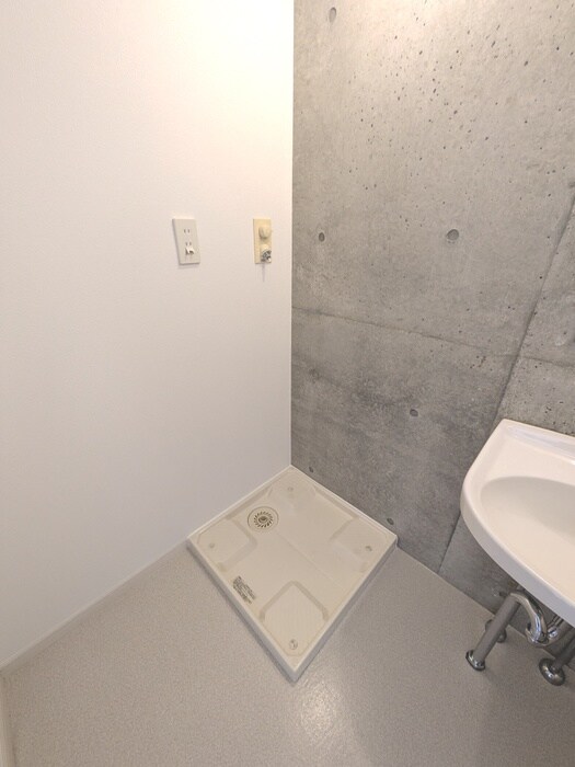 物件内観写真20　(洗濯機置場)