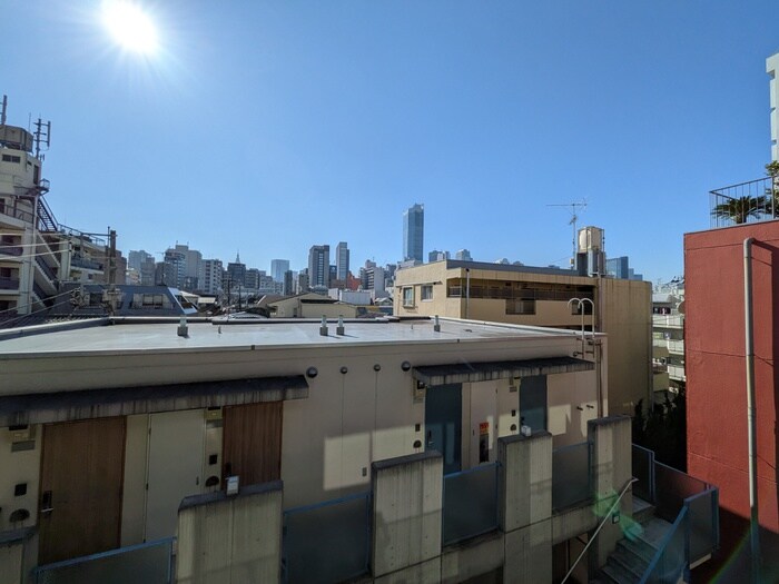 物件内観写真22　(室内からの展望)