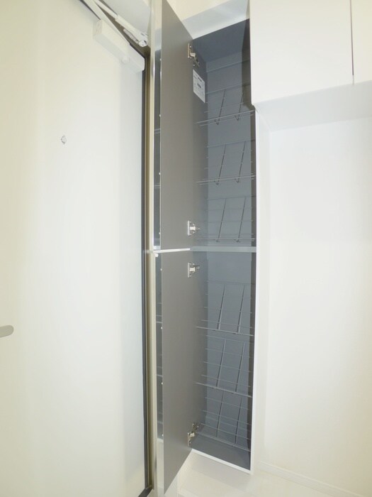 物件内観写真16　(靴箱)