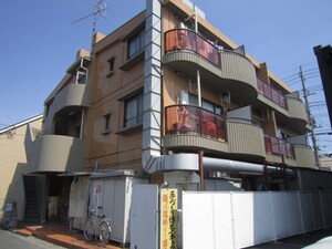 ラビットマンション外観写真