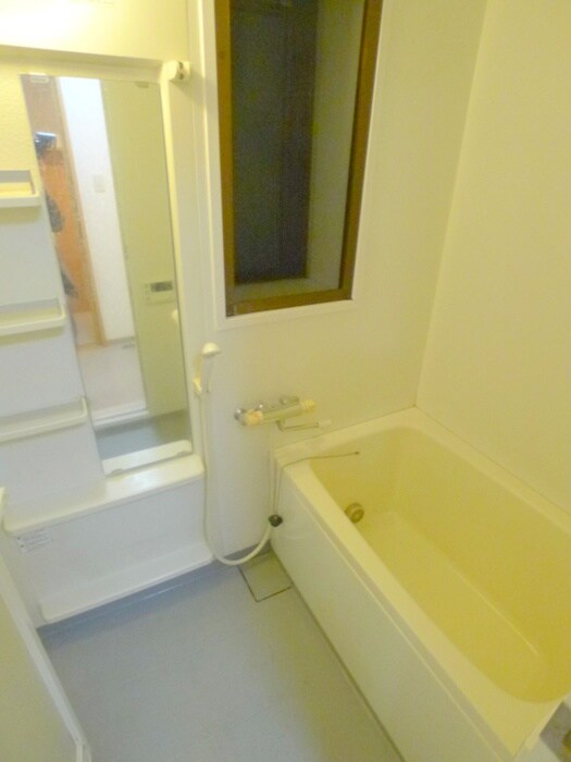 物件内観写真11　(バス／シャワールーム等)