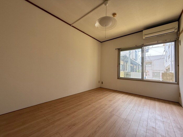 物件内観写真7　(居室)