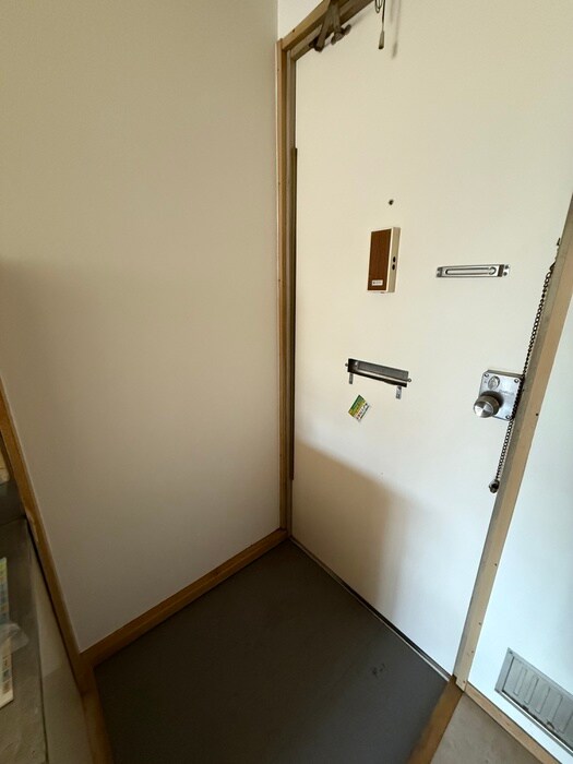 物件内観写真14　(玄関)