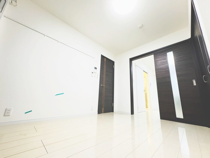 物件内観写真10　(室内からの展望)