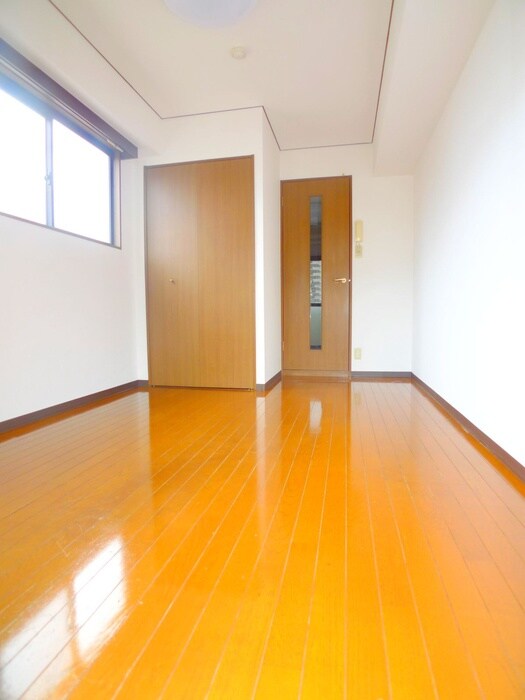 物件内観写真13　(居室)