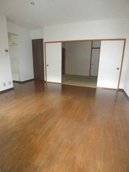 物件内観写真7　(居室)