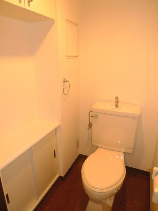 物件内観写真11　(トイレ)