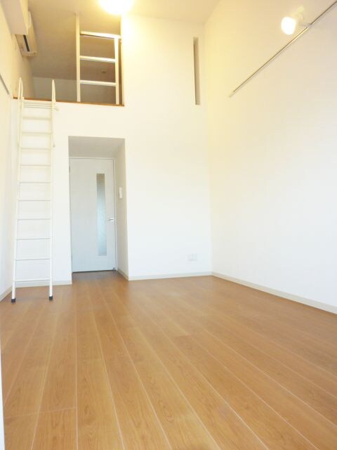 物件内観写真6　(居室)