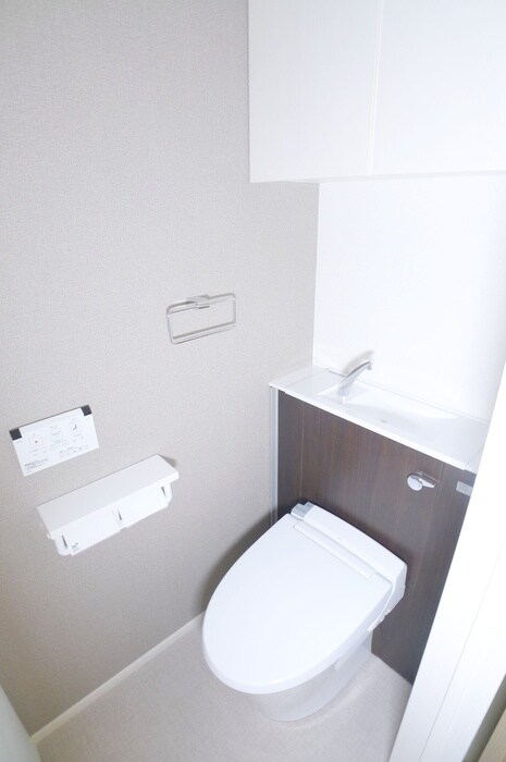 物件内観写真10　(トイレ)